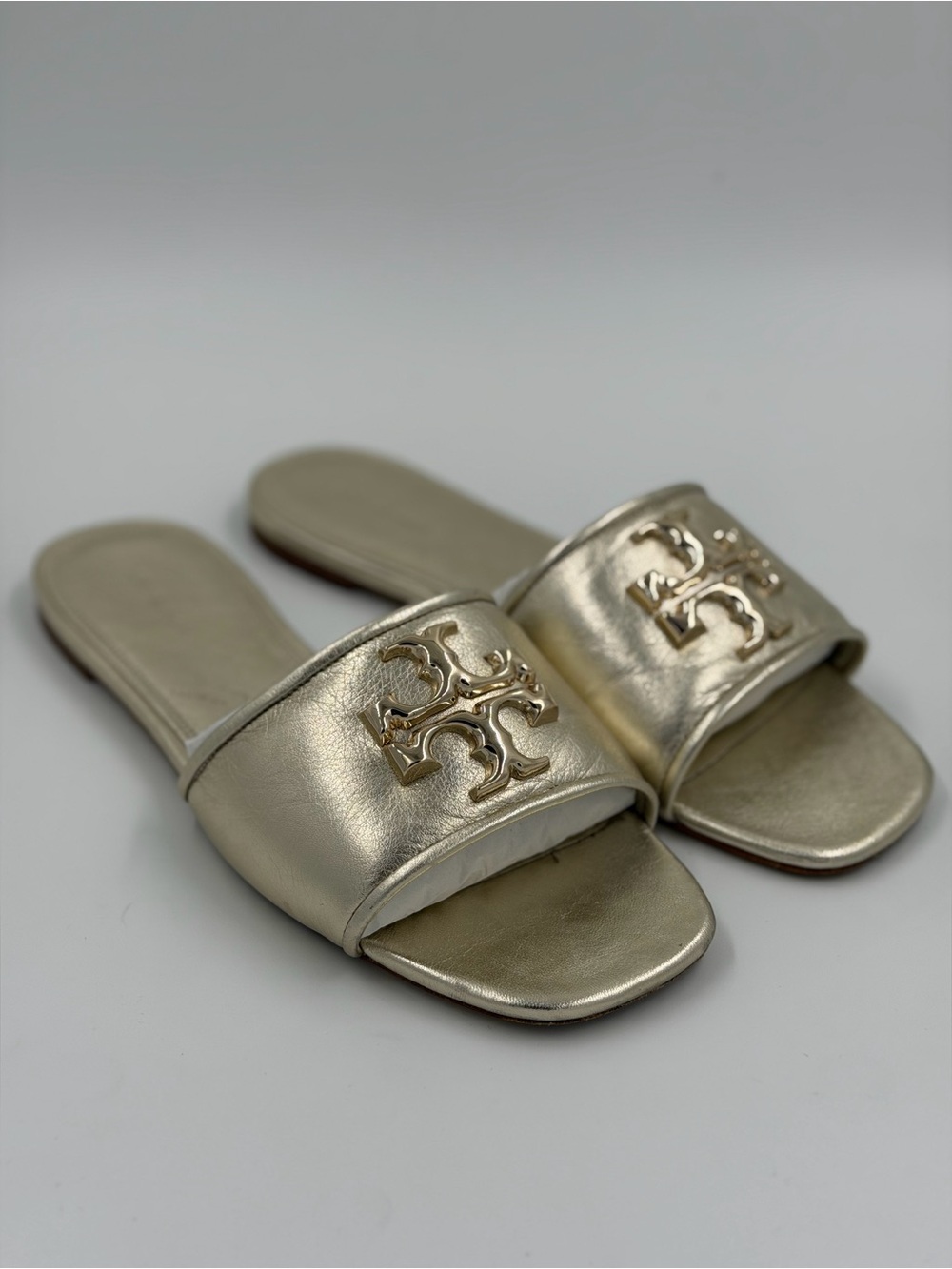 Tory Burch Metallic Gold Double T Slide Sandals – Size 8.5
